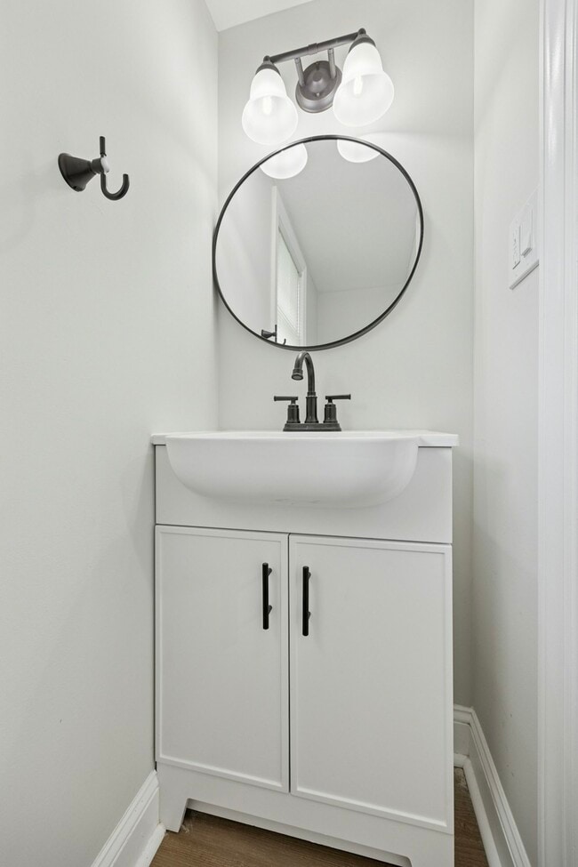 Photo - 635 Stanton Christiana Rd