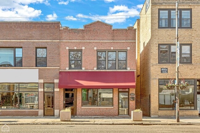 Building Photo - 4544 N Western Ave Unit 2