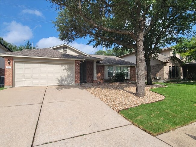 Photo - 3307 St Genevieve Dr