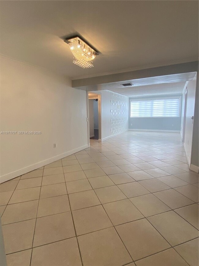 Photo - 6155 NW 186th St Unidad 308