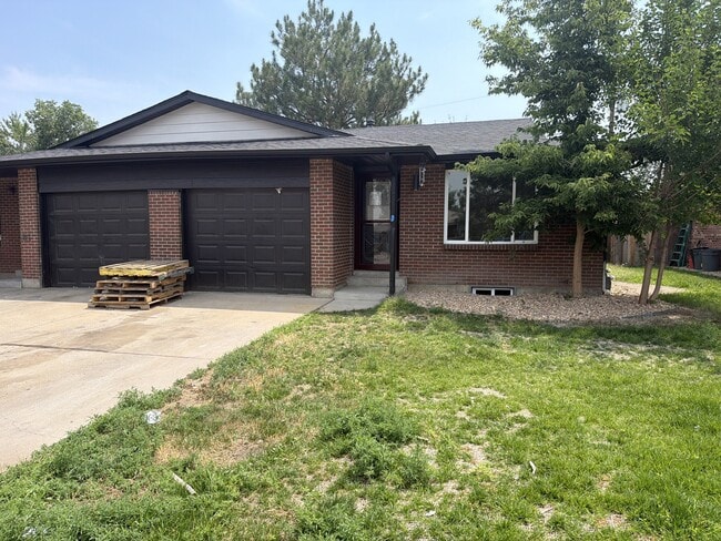 Photo - 250 N 11th Ct