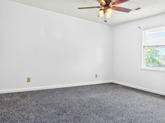 Photo - 6209 Friar Tuck Dr NW Unit A