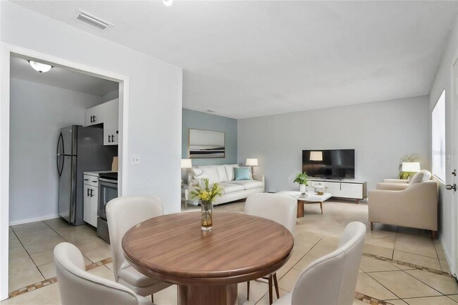 Photo - 2000 15th Ct NW Unit 11