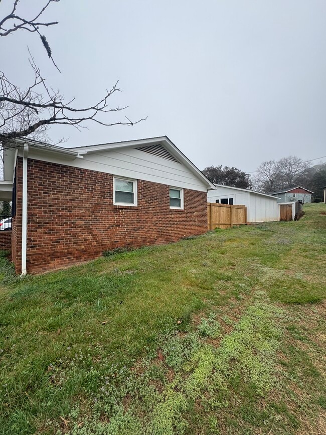 Photo - 1106 13th St NW