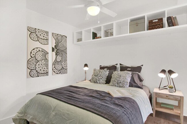 Photo - Slick Southampton Studio Unit 07-827