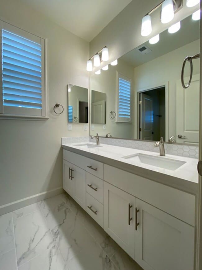 Photo - New Construction 4 bedroom 2.5 bath W Section!! With Solar!!!