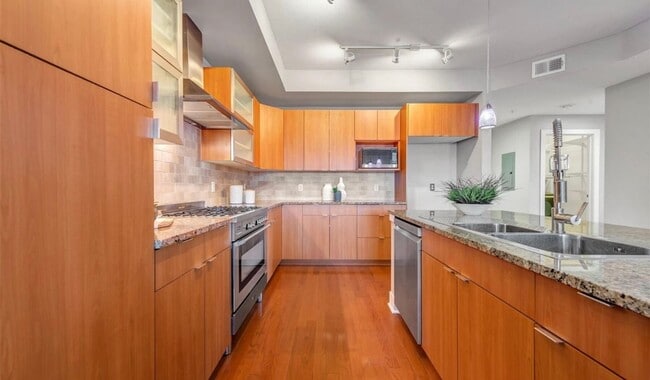 Photo - Amazing City Views