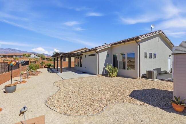 Photo - Brio Beauty! 3 Bedroom Home with View and RV Parking!