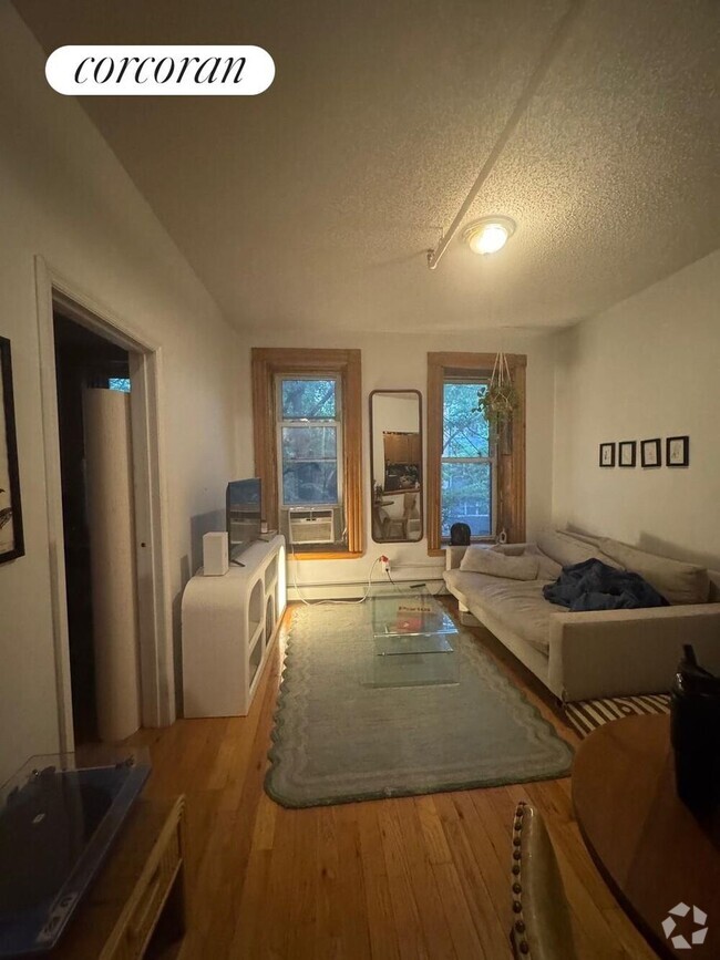 Building Photo - 59 Monroe St Rental