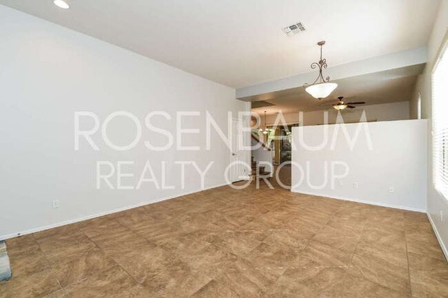 Photo - 1949 W Olive Way