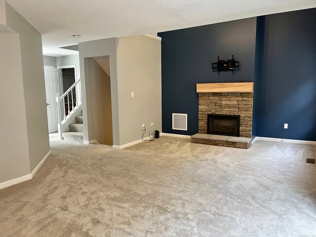 Photo - 808 Fieldstone Ct Unit 808