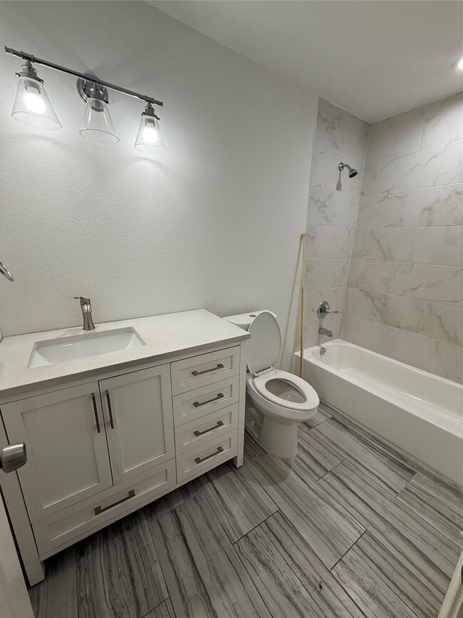 Building Photo - 4707 Mallow St Rental
