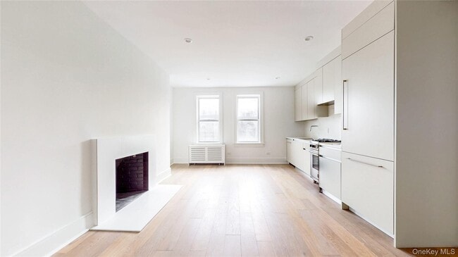 Photo - 148-09 Northern Blvd Unit 5J