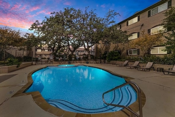 City Summit Apartments
