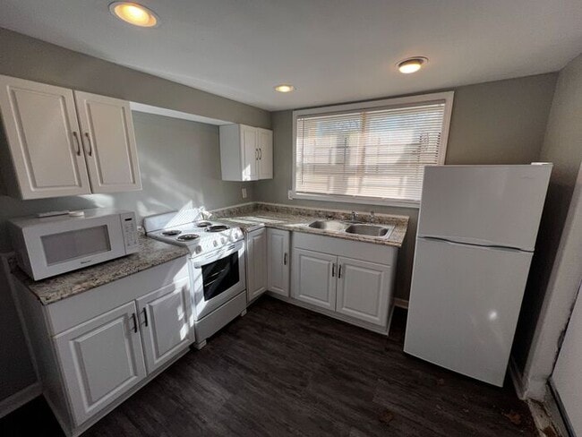 Photo - 8102 4th Ave S Apartment Unit b