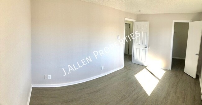 Photo - 1805 Parker Cir Unit G