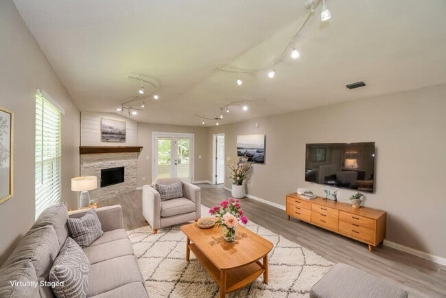 Photo - 2721 R S Bailey Dr