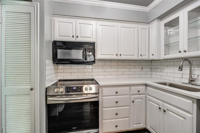 Photo - 5053 Les Chateaux Dr Unit 141