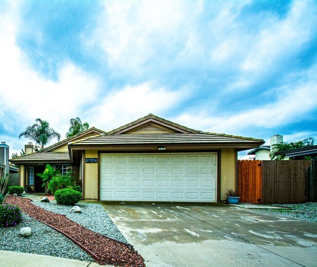 Photo - 9929 Palo Alto St