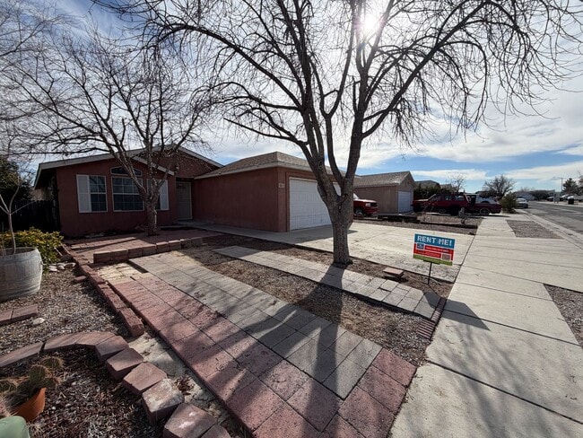 Photo - 3 Bedroom Single Story Home Available Near Unser Blvd SW & Bridge Blvd SW!