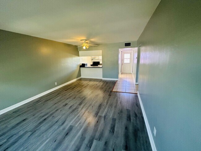 Photo - 761 Hummingbird Way Unit 205