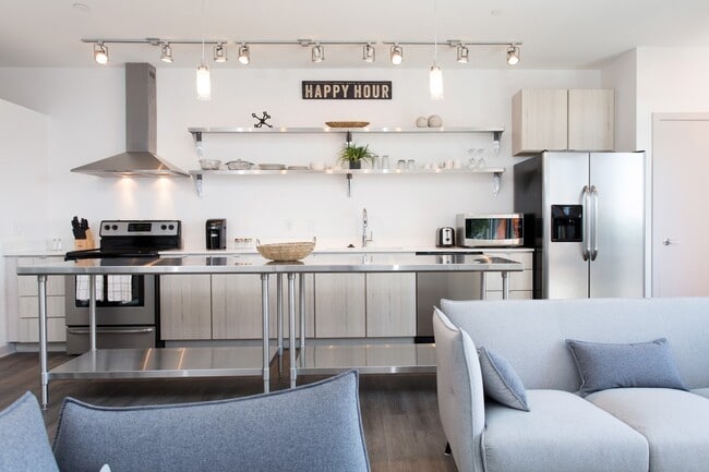 Photo - 747 Apartments