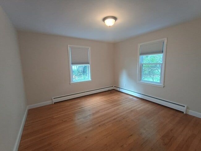 Photo - 459 Appleton St