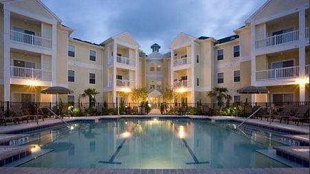 Royal Palms Senior Pool - Royal Palms Senior