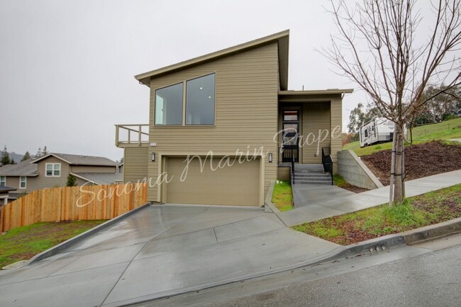 Gorgeous 4 Bed/3Bath House Available in De... - Gorgeous 4 Bed/3Bath House Available in De...