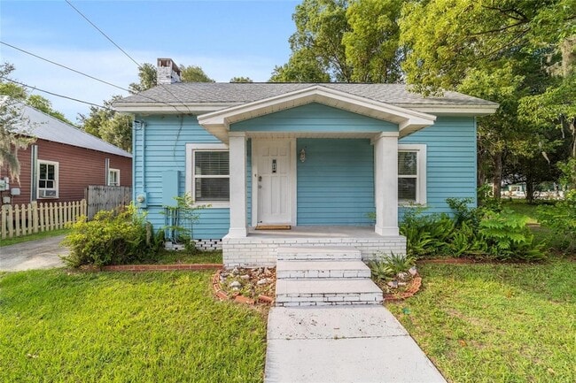 Photo - 20837 Walnut St