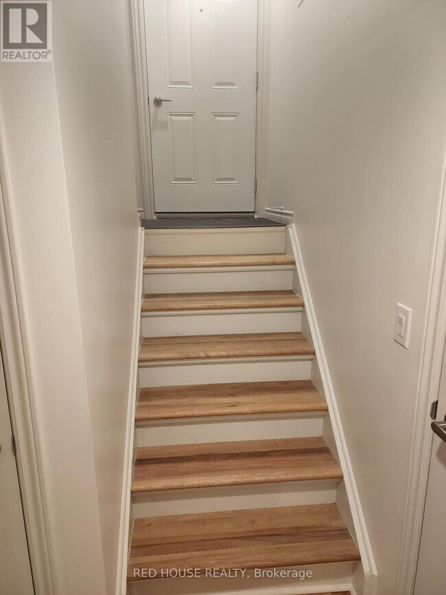 Photo - 21 B S Balsam St