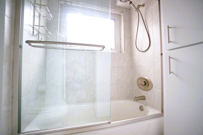 Photo - 6008 Inwood Dr