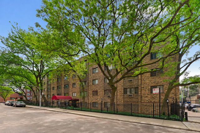 Building Photo - 611 W Patterson Ave Unit 420