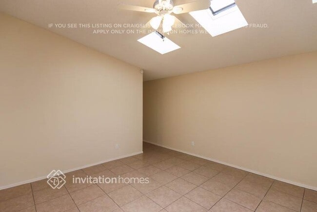 Photo - 11121 N 82nd Ln