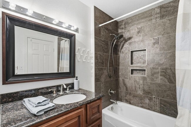 Photo - 9450 N 94th Pl