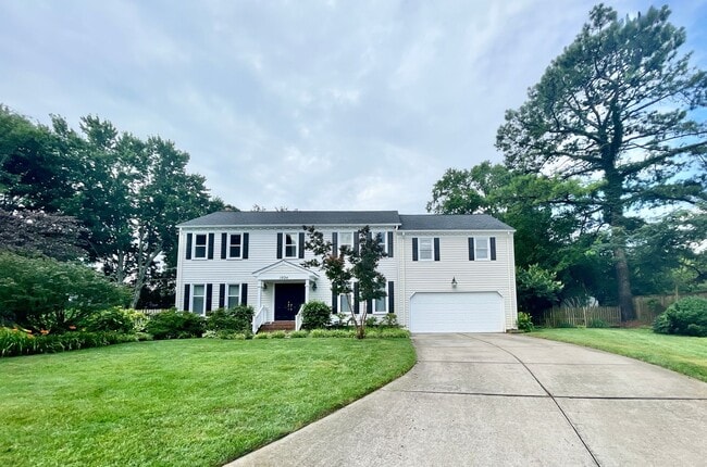 Available NOW! A 4-6 Bedroom Home! Attache... - Available NOW! A 4-6 Bedroom Home! Attache...