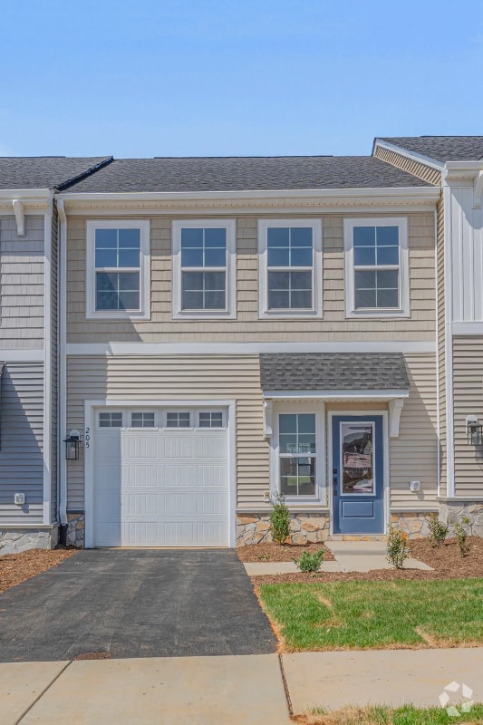 Building Photo - 205 Sunbird Ln Rental