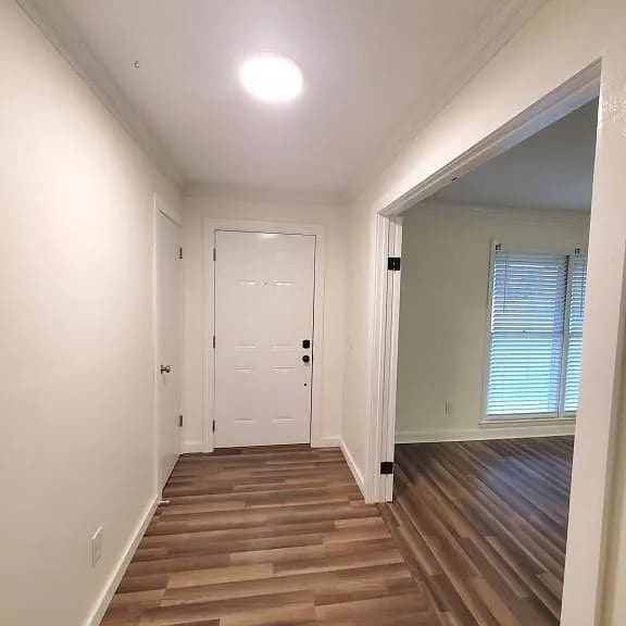 Photo - 504 Robin Ln