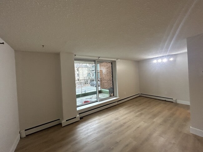 Photo - 1157-1157 Tower Rd Unité 103