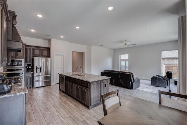 Photo - 334 Winterwood Dr