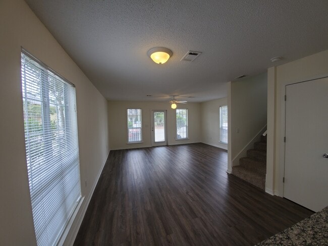 Photo - 186 Redfish Cir