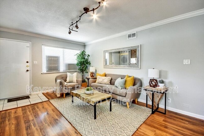 Photo - 329 Blossom Hill Rd