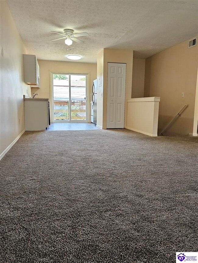 Photo - 2841 Frontier Ct Unit 1