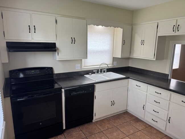 Photo - 4763-4765-4765 Nugent Dr Unidad 4763 Nugent Dr