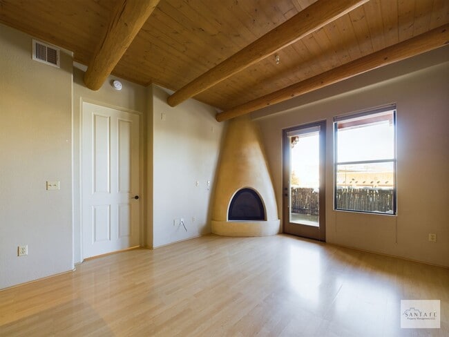 Photo - Highly Desirable Alameda Compound Condo!