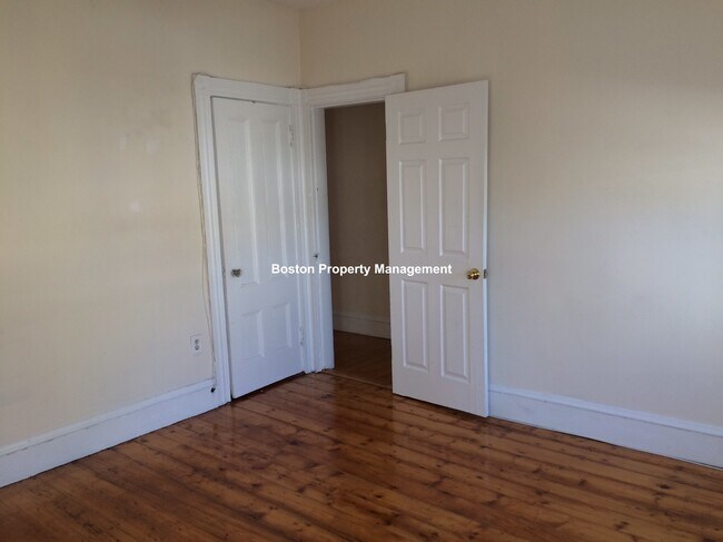 Photo - 74 Hano St Unidad 74