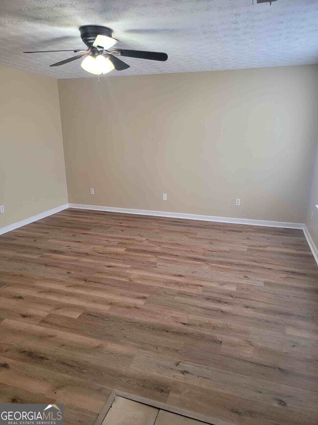 Photo - 5005 Chupp Way Cir