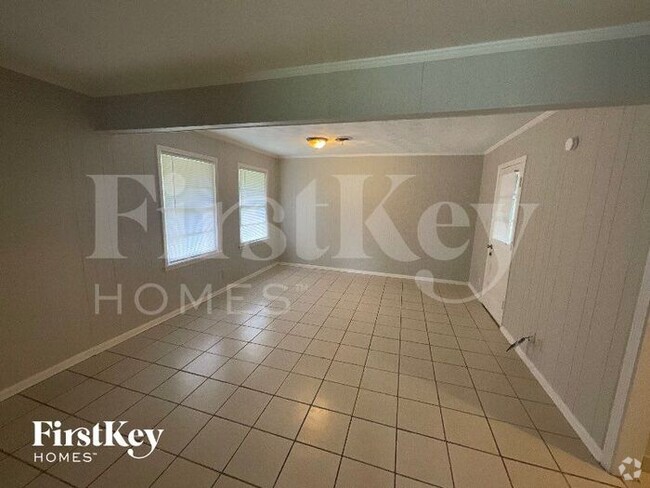 Building Photo - 1588 Whitman Rd Rental