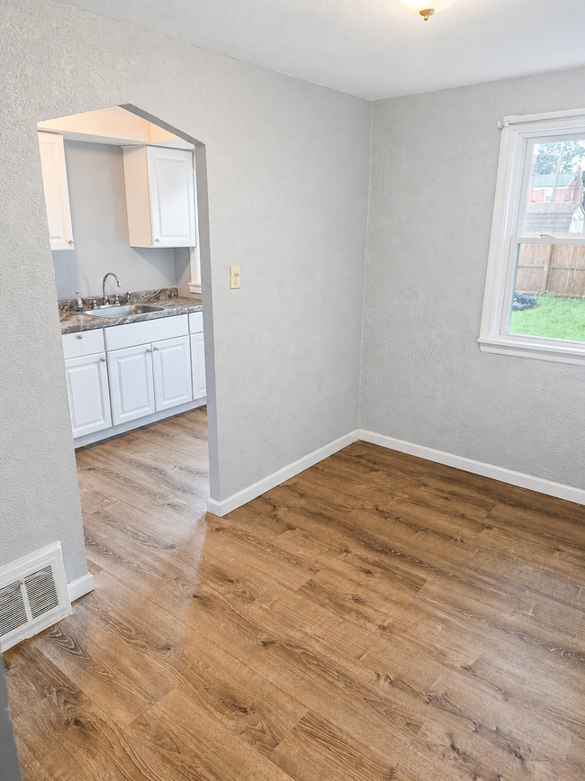 Photo - 1146 Shadycrest Dr