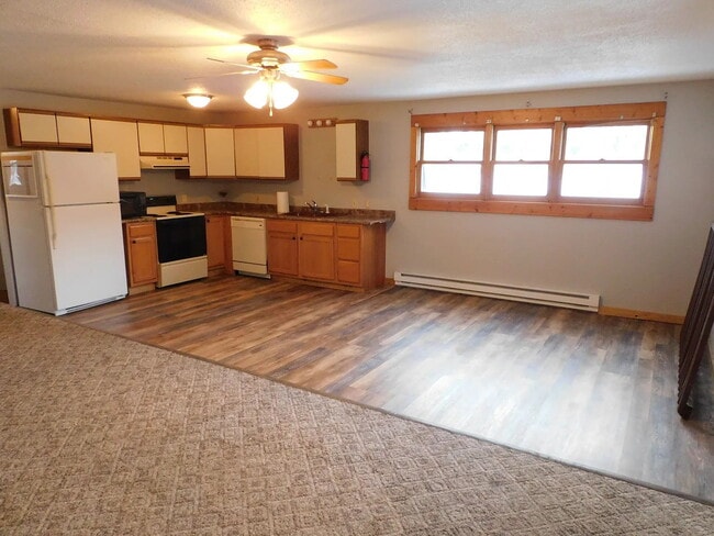Photo - "Charming 2-Bedroom Retreat in Pequot Lakes!"